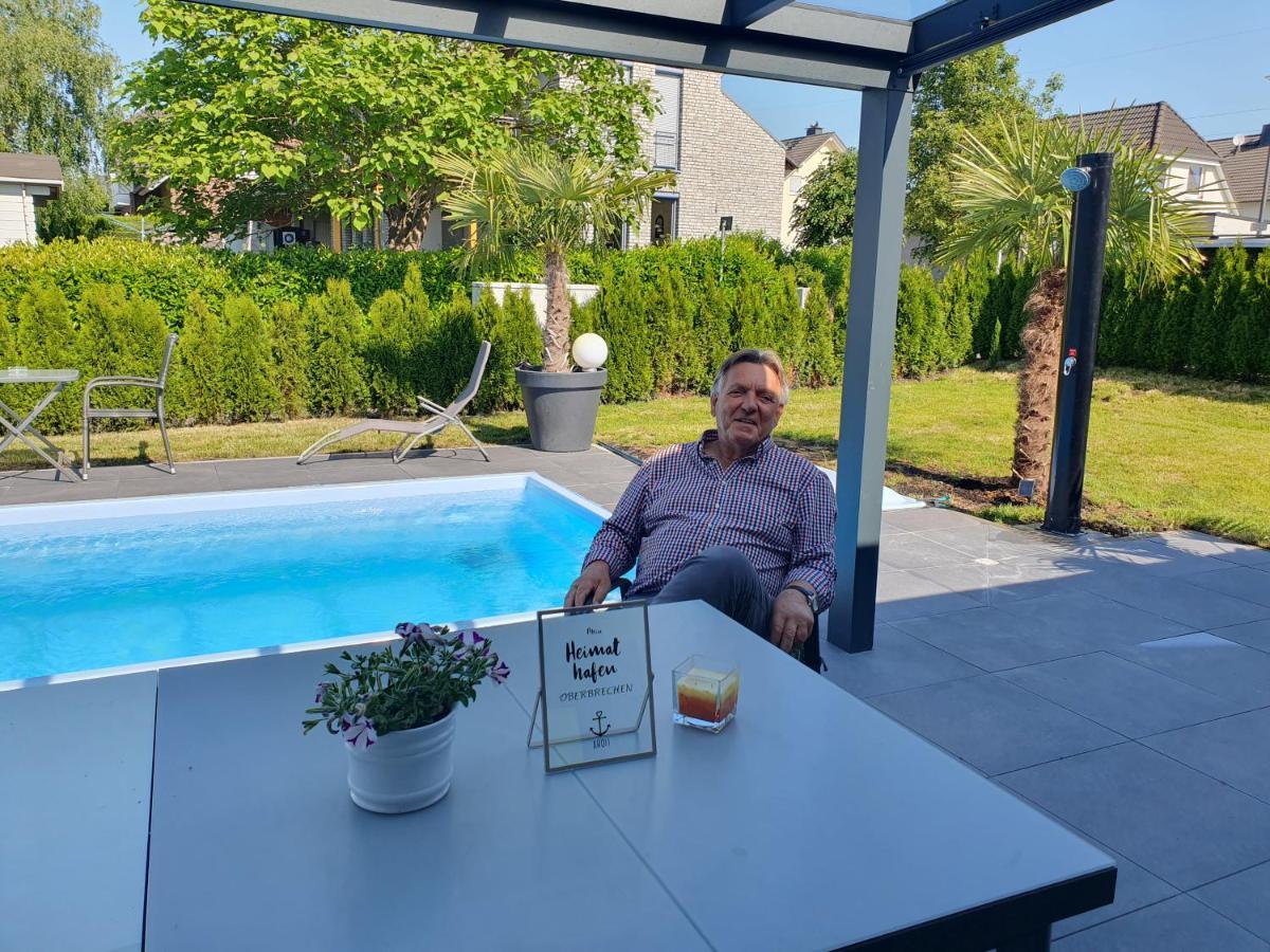 großzügige Unterkunft mit Terrasse Oberbrechen Exterior foto