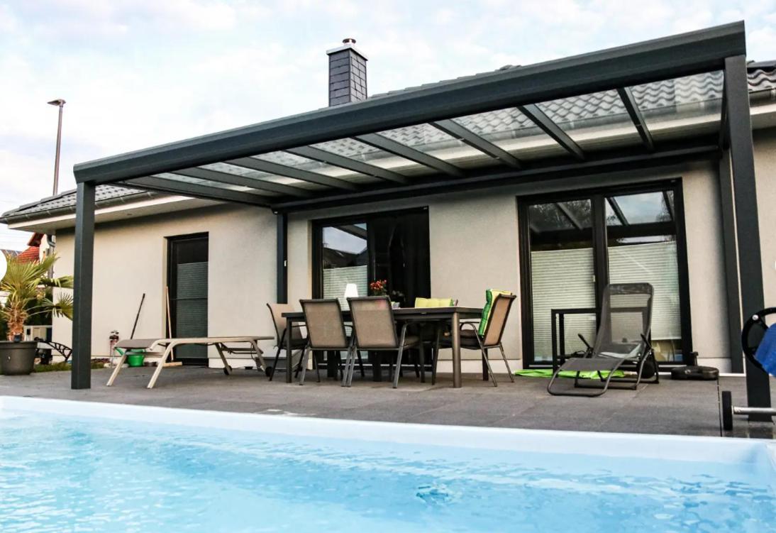großzügige Unterkunft mit Terrasse Oberbrechen Exterior foto